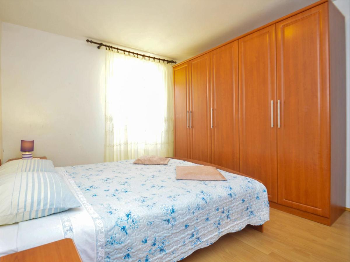 Holiday Home Laura - Pul470 By Interhome 普拉 外观 照片